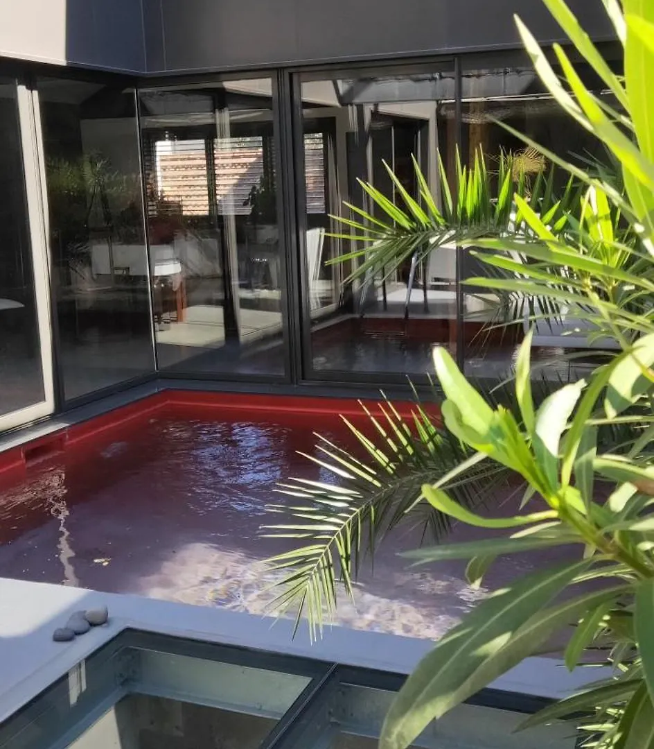 Be Loft B&B Pool&Spa Avignon Bed & Breakfast