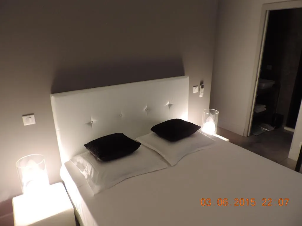 Be Loft B&B Pool&Spa Avignon Bed & Breakfast