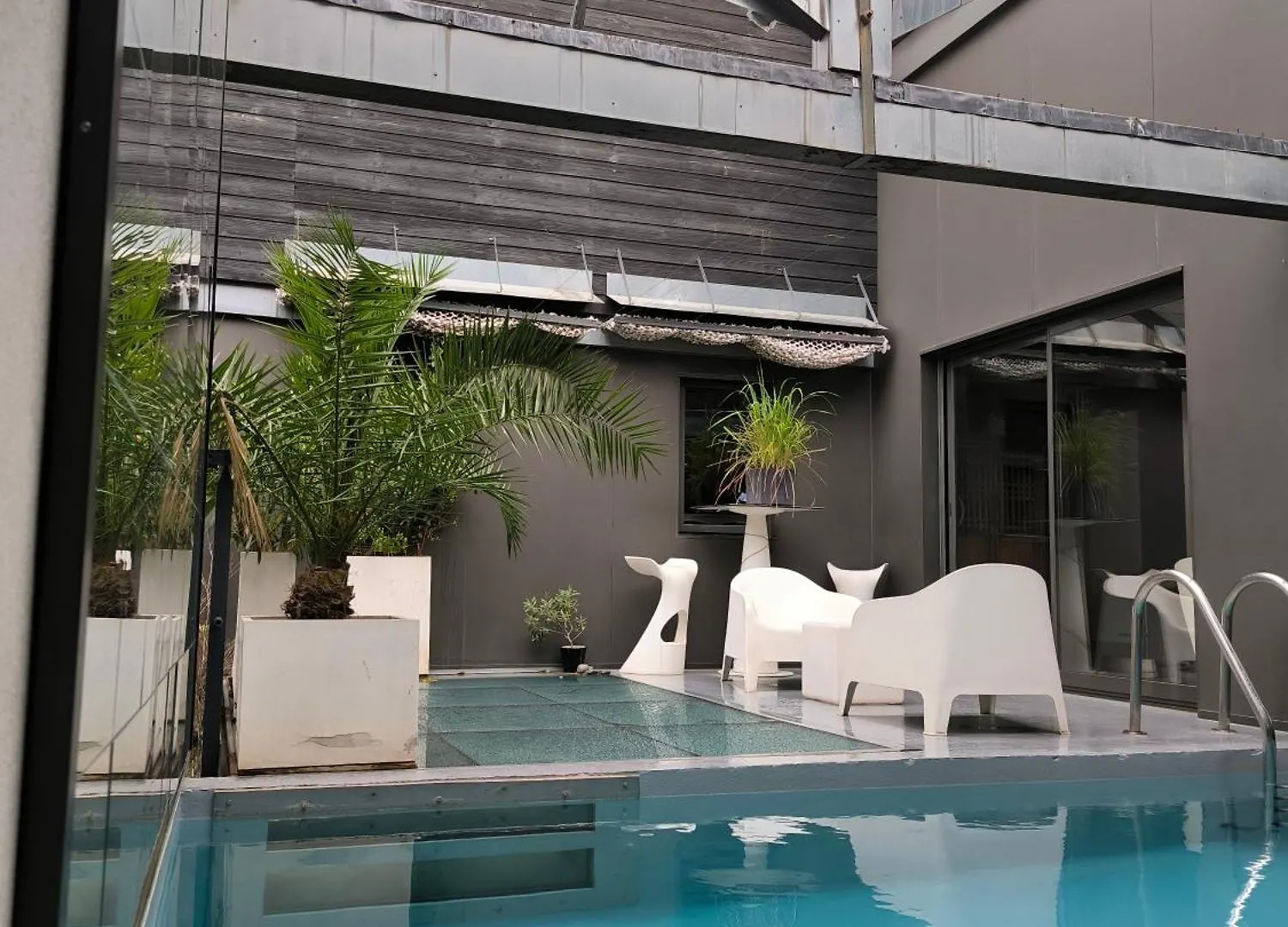 Be Loft B&B Pool & Spa Avignon Frühstückspension