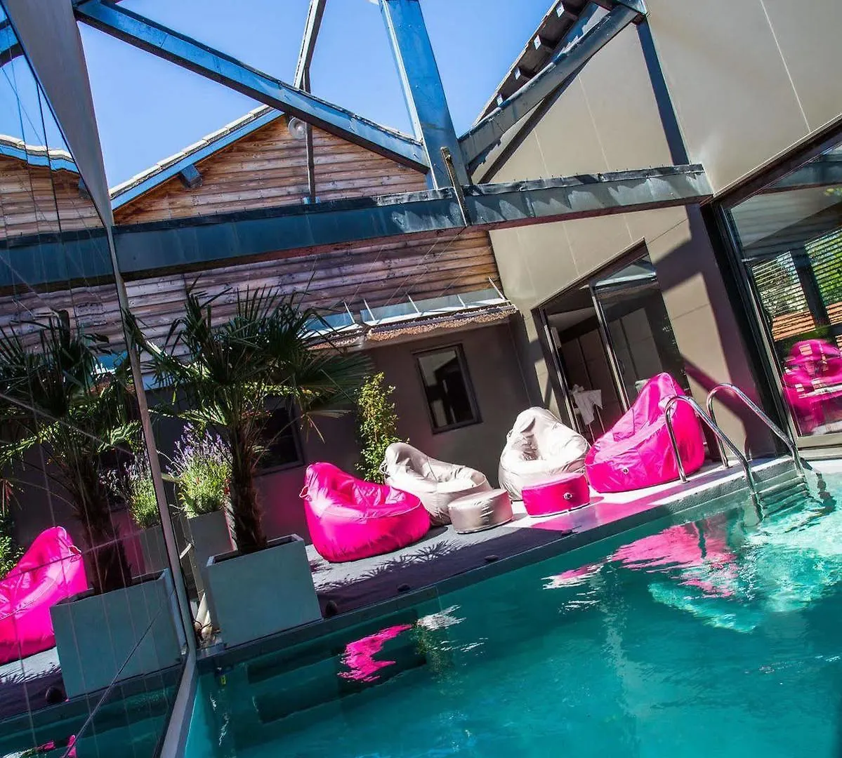 Be Loft B&B Pool & Spa Avignon Bed & Breakfast