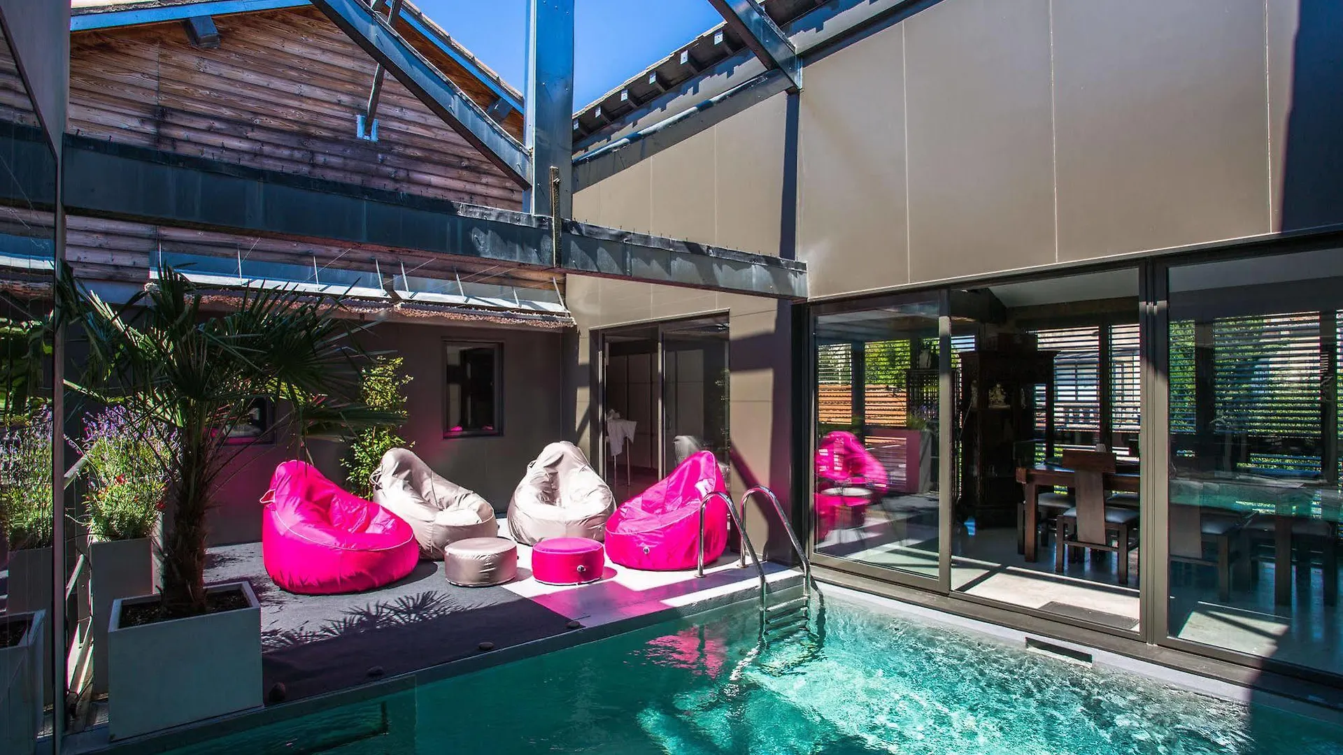 Be Loft B&B Pool & Spa Avignon Bed & Breakfast