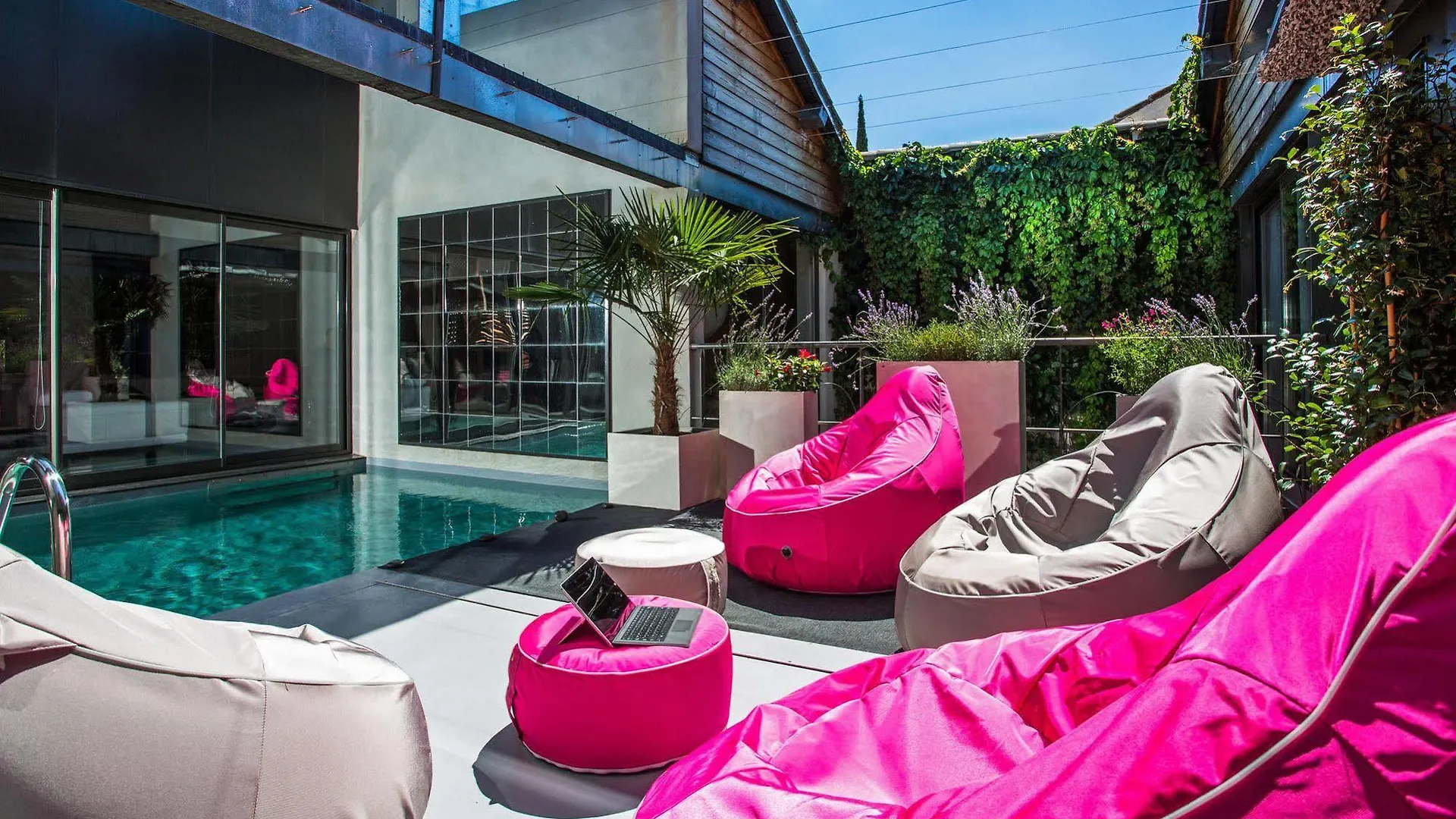 Be Loft B&B Pool & Spa Avignon