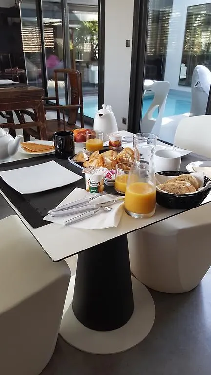 ** Bed & Breakfast Be Loft B&B Pool & Spa Avignon France